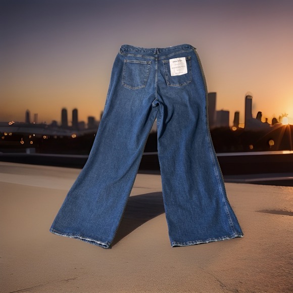 Good American Denim - Good American Good Skate High Rise Wide Leg Jeans Medium Wash Size 16/34